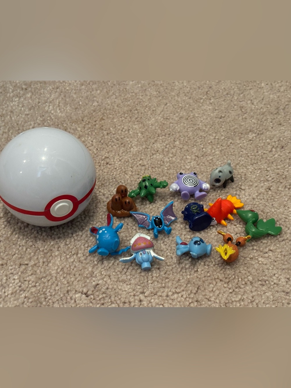 Pokemon Mini Figure Set Premier Poké Ball Trainer Digtrio Polliwhirl